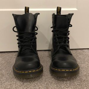 Dr Martens lace up ankle boot